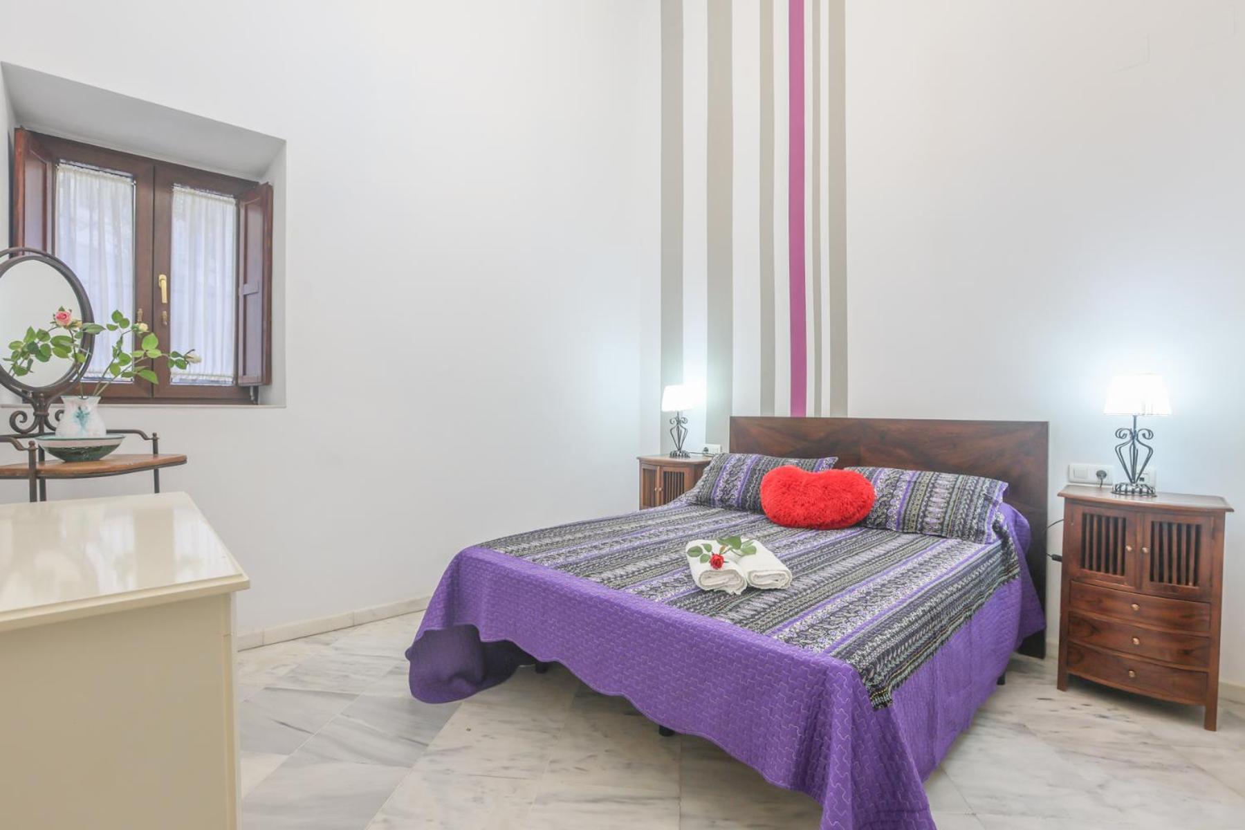 Galindo Center Premium Suites, Free Parking Sevilla Bagian luar foto
