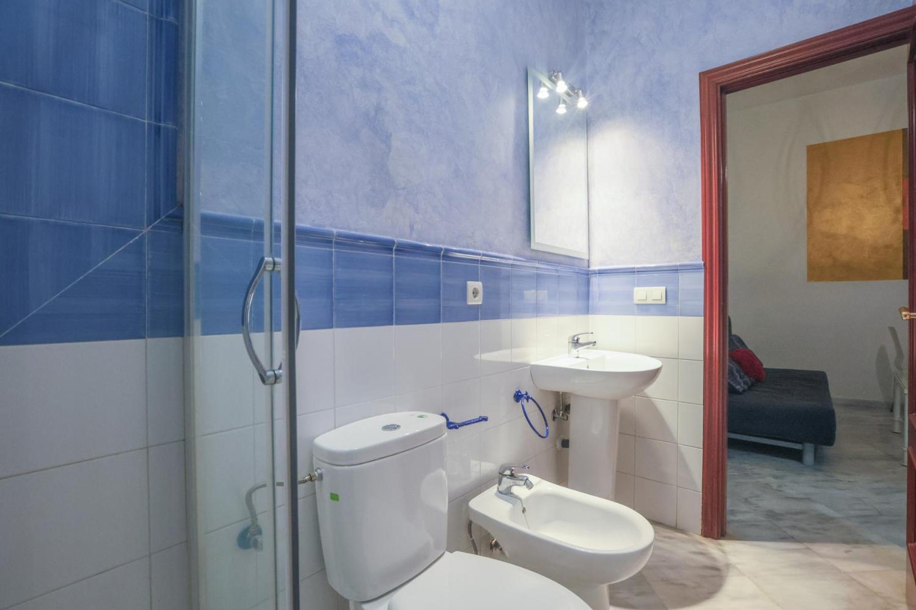 Galindo Center Premium Suites, Free Parking Sevilla Bagian luar foto